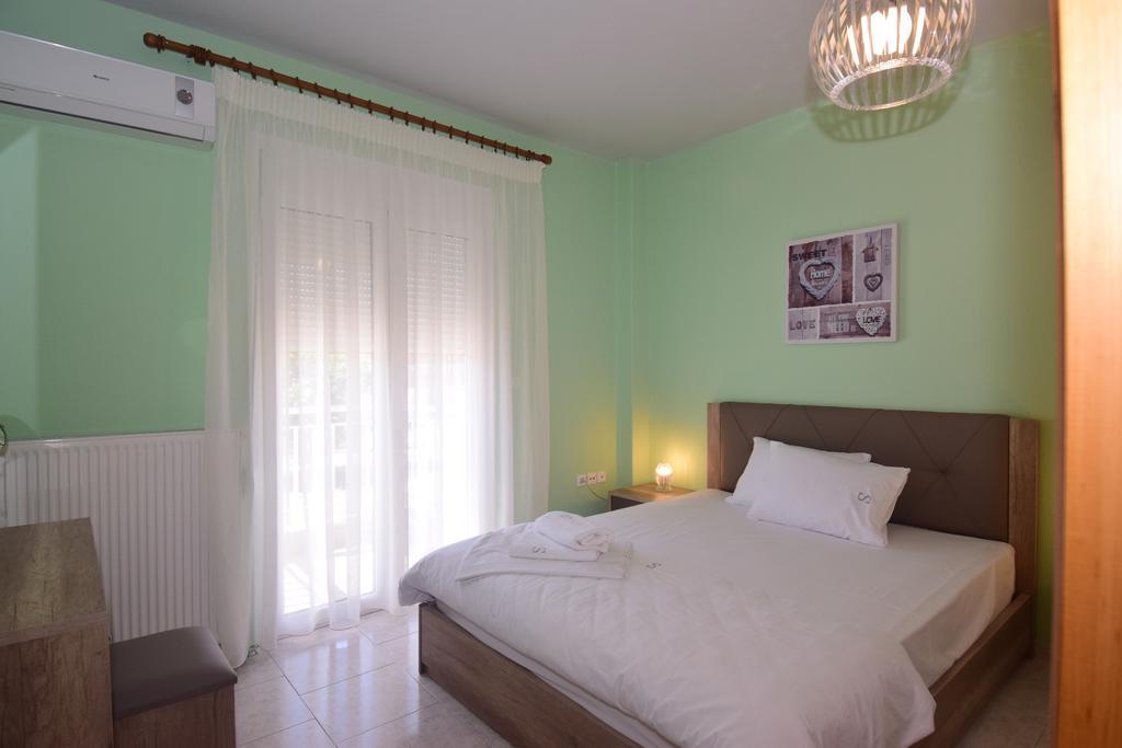 Bourlis Apartments Ασπροβάλτα Εξωτερικό φωτογραφία