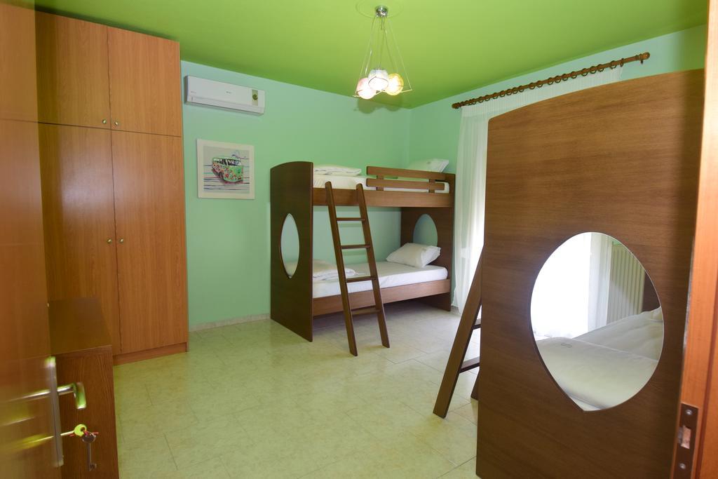 Bourlis Apartments Ασπροβάλτα Εξωτερικό φωτογραφία