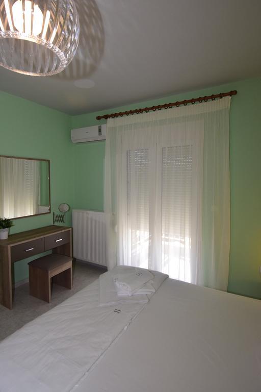 Bourlis Apartments Ασπροβάλτα Εξωτερικό φωτογραφία