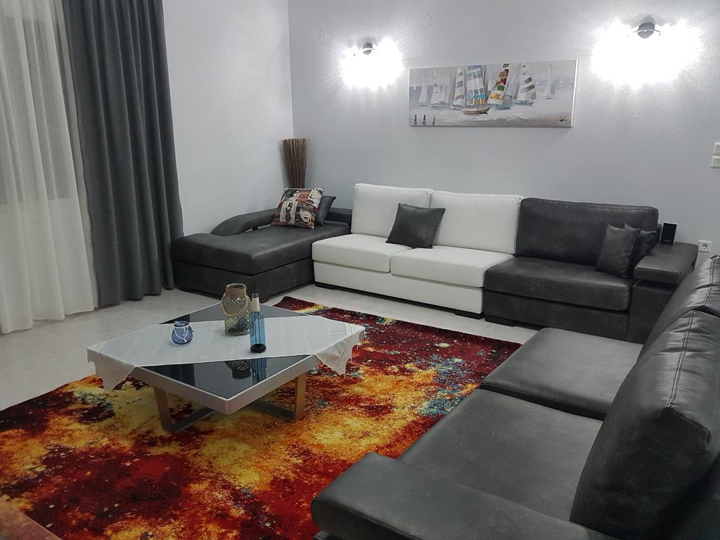 Bourlis Apartments Ασπροβάλτα Εξωτερικό φωτογραφία